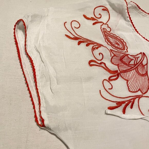 Forever 21 Embroidered Loose Fitting Semi Sheer Blouse Size Medium - Picture 5 of 15